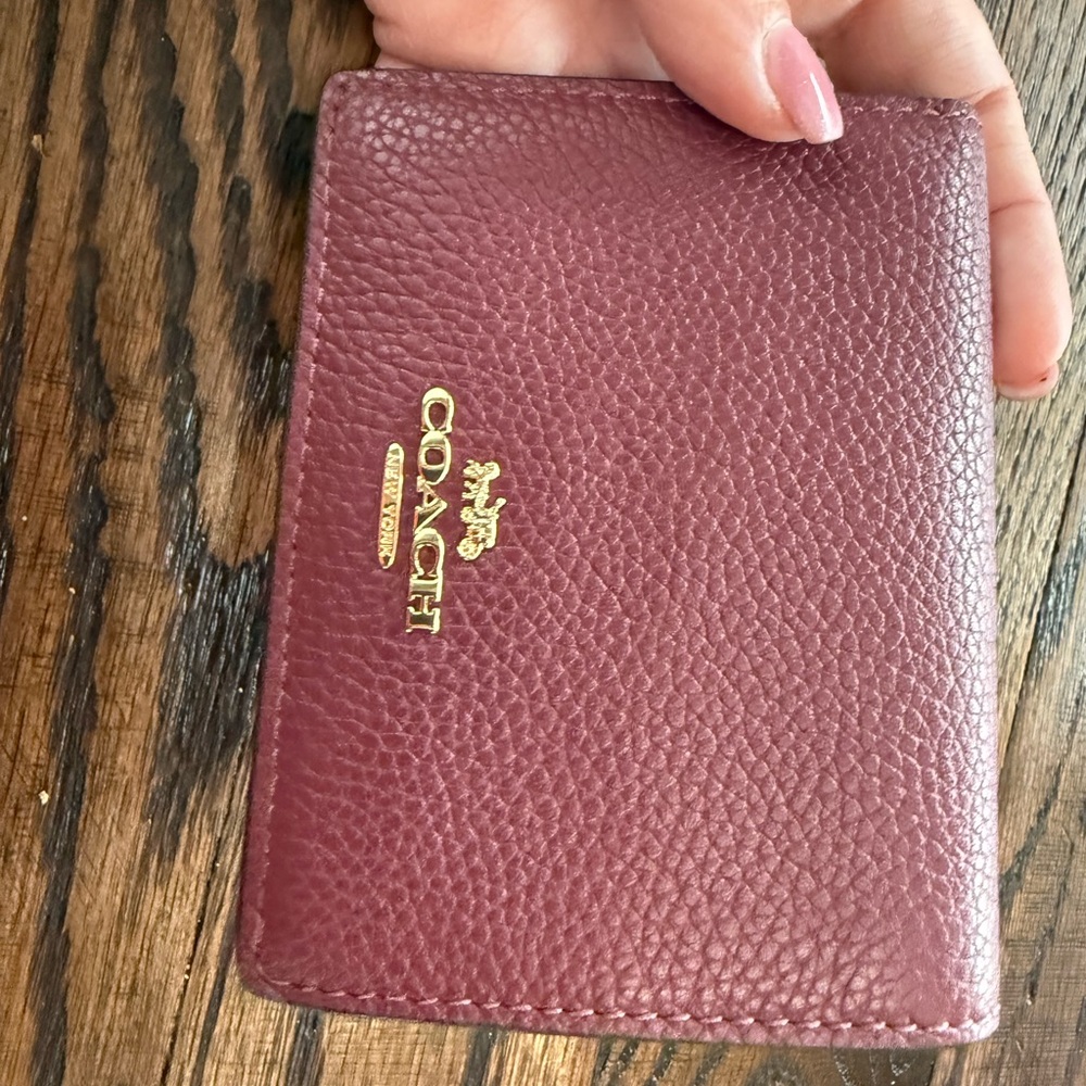 Coach Tri-Color Genuine Leather Compact Wallet w/ coin pouch– NWT MSRP $150